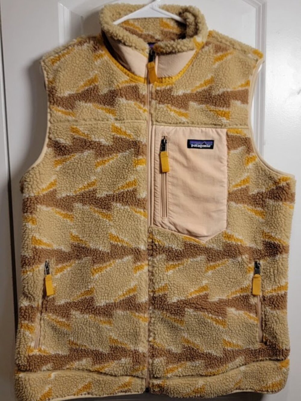 Patagonia Women’s Classic Retro-X Vest XL Take Root Natural Sherpa Fleece